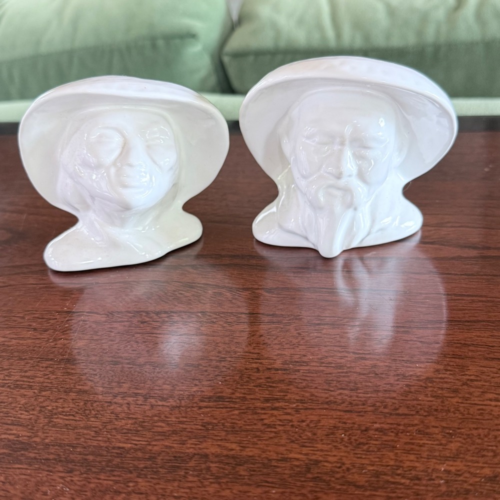 Vintage MCM Asian Bust Pair Blanc de Chine Ceramic Man Woman White Excellent Art
